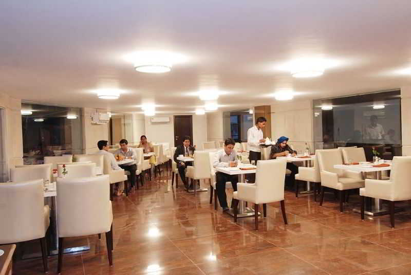 Africa Avenue Gk - 1 Hotel New Delhi Eksteriør billede
