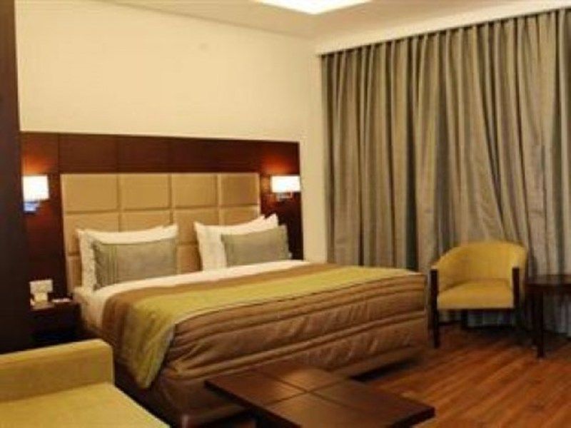 Africa Avenue Gk - 1 Hotel New Delhi Eksteriør billede