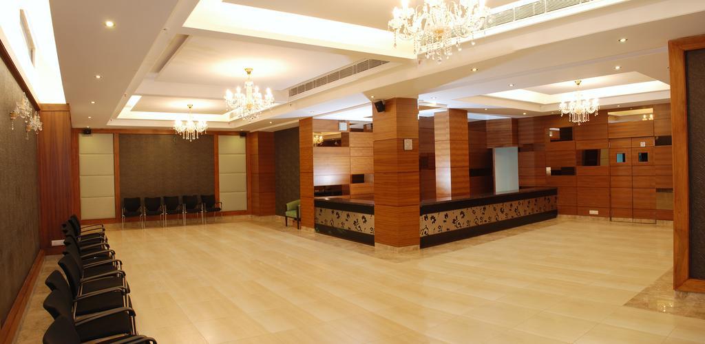 Africa Avenue Gk - 1 Hotel New Delhi Eksteriør billede