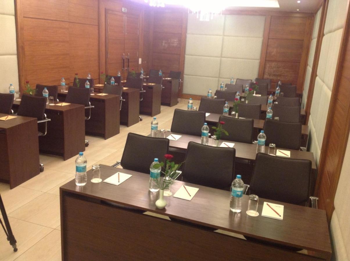 Africa Avenue Gk - 1 Hotel New Delhi Eksteriør billede